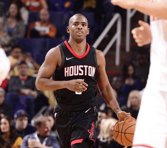 杜兰特三节28+8刷爆纪录：里程碑之夜击溃太阳 激情握拳怒吼庆祝