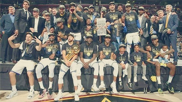 洛杉矶道奇与埃德温·迪亚兹达成 3 年合约，旨在组建历史上最高薪的后门防线