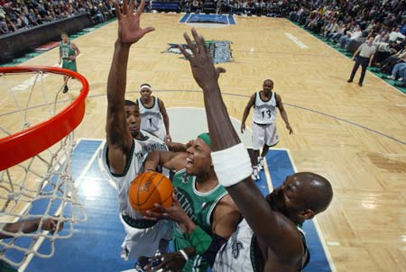 日本队：铃木诚也确认由于腹外斜肌伤势康复进度缓慢，将遗憾退出 2026 WBC