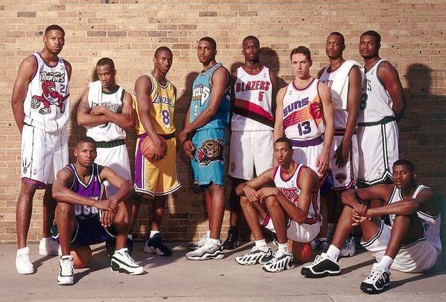 [天下足球]带伤上阵 内马尔率桑托斯保级