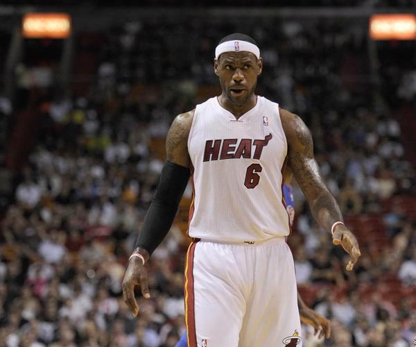 欧文谈萨拉赫言论：这是团队运动，真的不应该公开说那些话