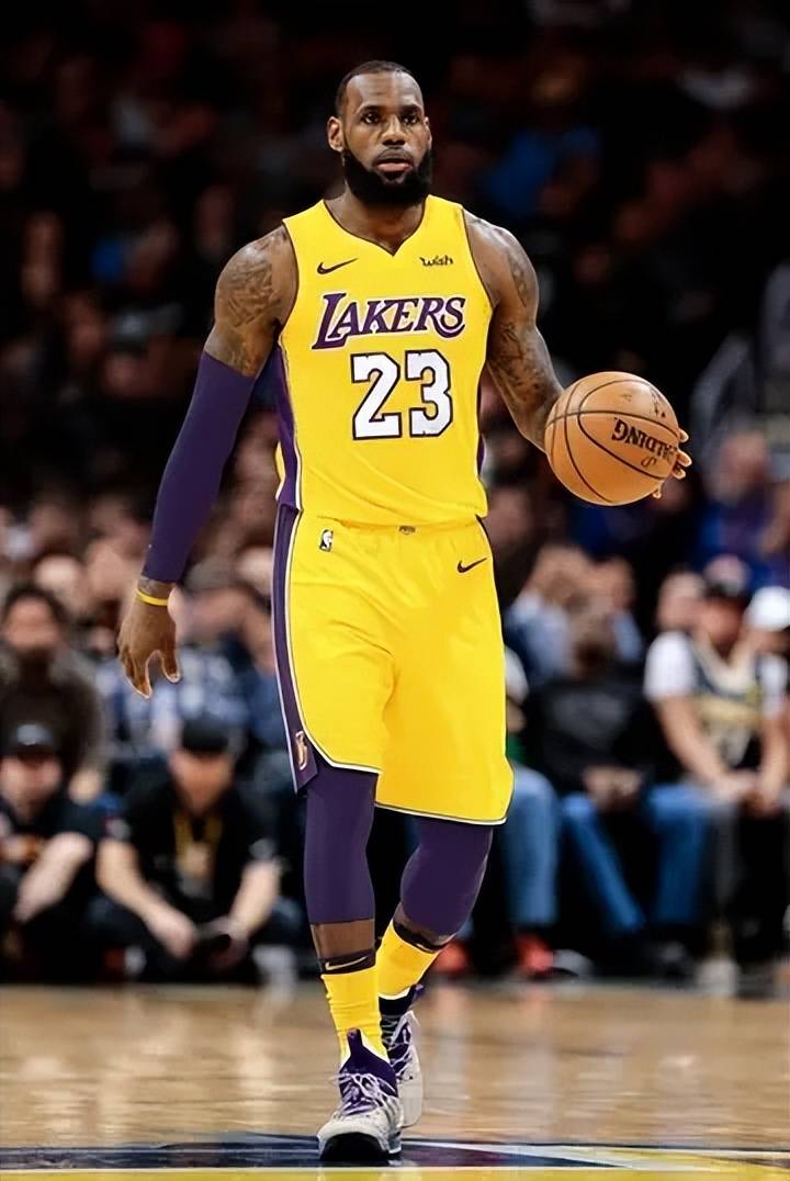 初生牛犊！费尔斯首节5中4怒砍10分4篮板3助攻